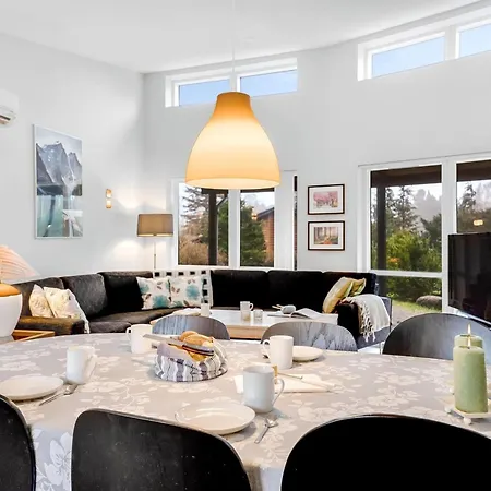 Vakantiehuis Zuhra - 250m From The Sea By Interhome Præstø