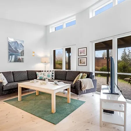 Vakantiehuis Zuhra - 250m From The Sea By Interhome Præstø