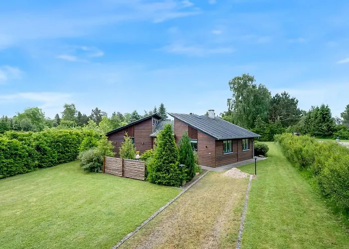 Zuhra - 250m From The Sea By Interhome *