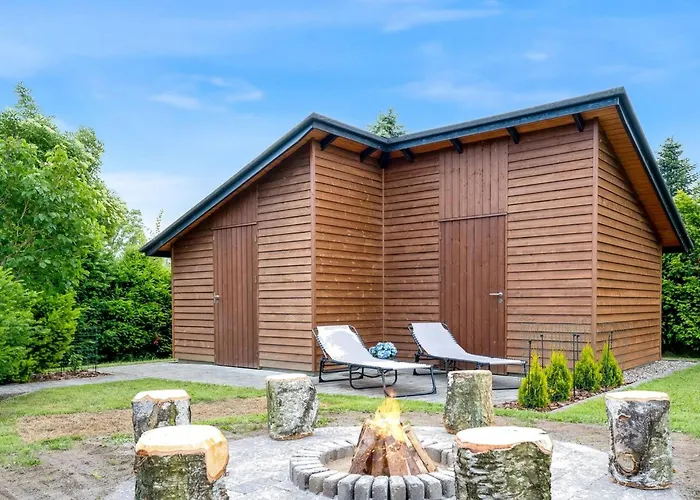 Zuhra - 250m From The Sea By Interhome