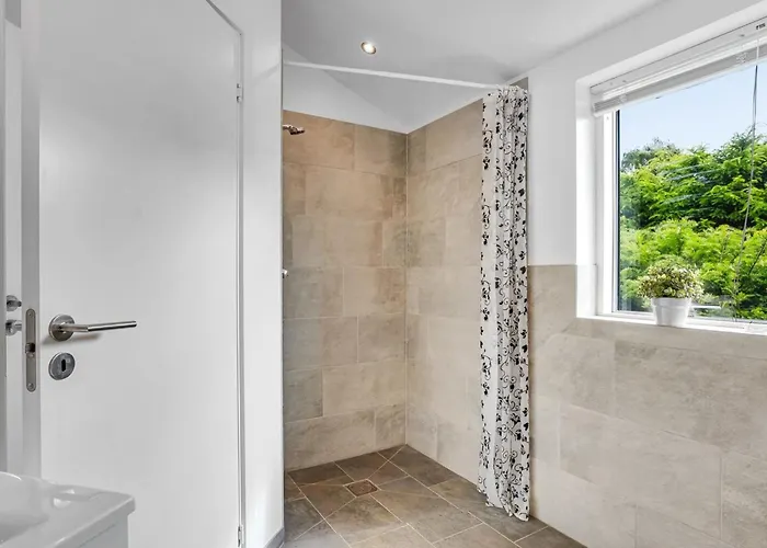 Дом отдыха Zuhra - 250m From The Sea By Interhome Престё