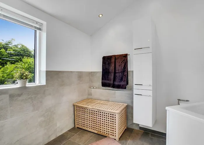 Zuhra - 250m From The Sea By Interhome Дом отдыха Престё