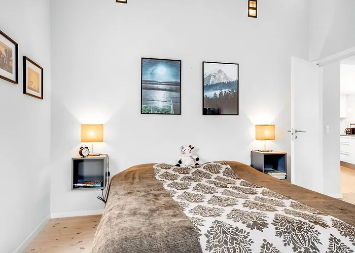 Zuhra - 250m From The Sea By Interhome Дом отдыха