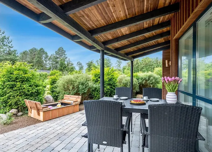 Zuhra - 250m From The Sea By Interhome Дом отдыха