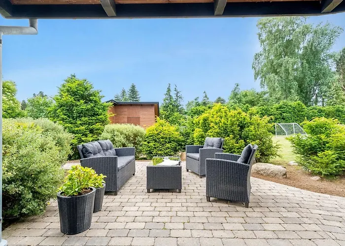 Zuhra - 250m From The Sea By Interhome Дом отдыха